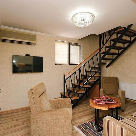 Cozy House Apartment Tbilisi Bagian luar foto