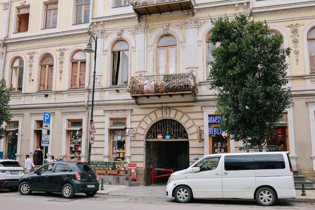 Cozy House Apartment Tbilisi Bagian luar foto
