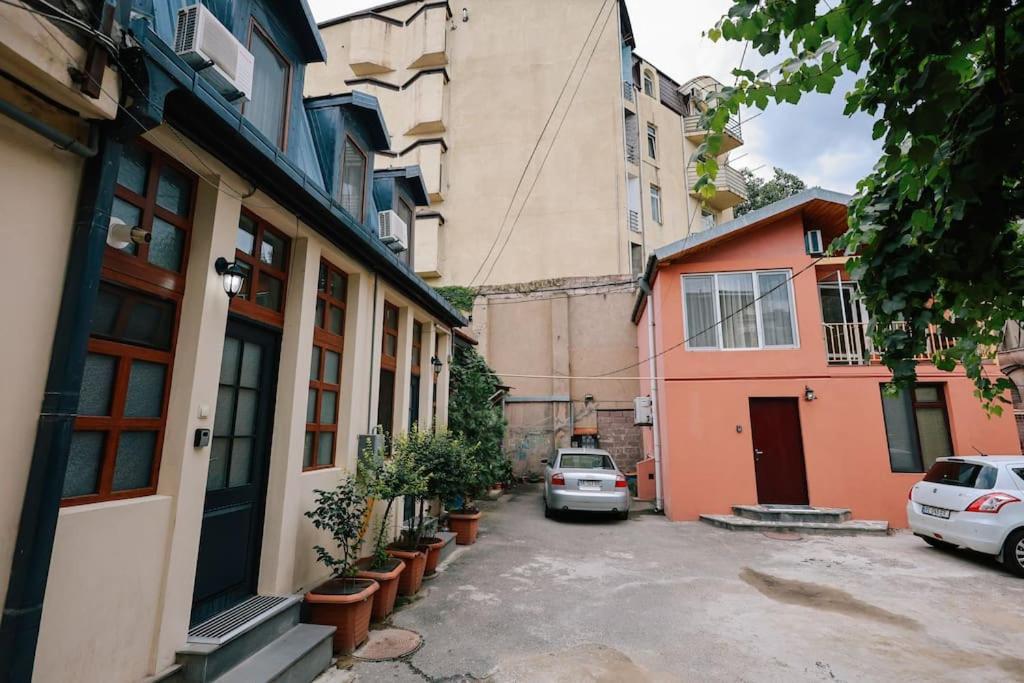 Cozy House Apartment Tbilisi Bagian luar foto